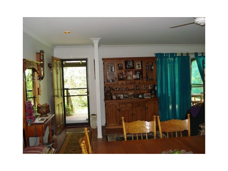 5 Basil Court, Lamb Island QLD 4184