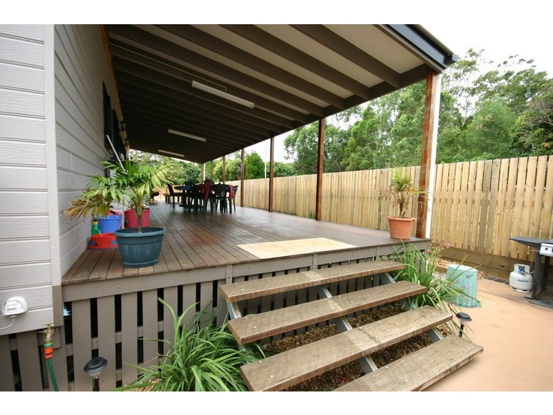2 Duncan, Macleay Island QLD 4184