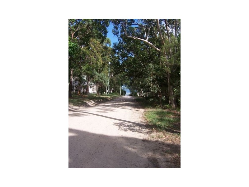 16 Orana, Macleay Island QLD 4184