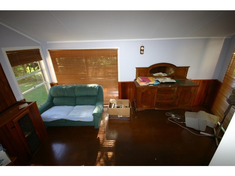 2 Wirralee Street, Macleay Island QLD 4184