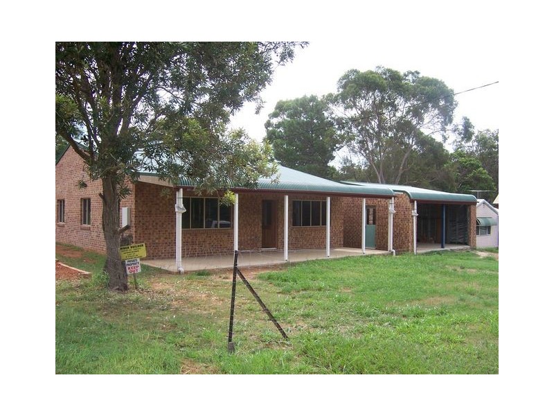 9 Citron Street, Macleay Island QLD 4184