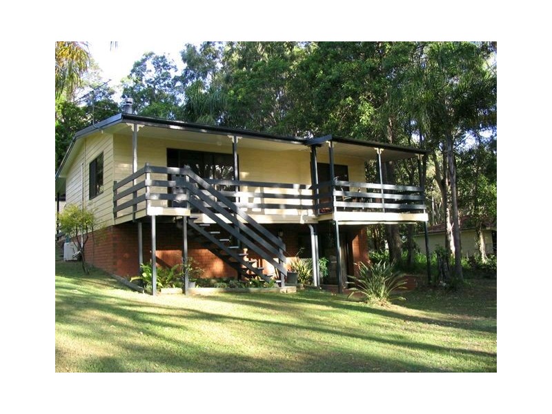 48 Coondooroopa Drive, Macleay Island QLD 4184