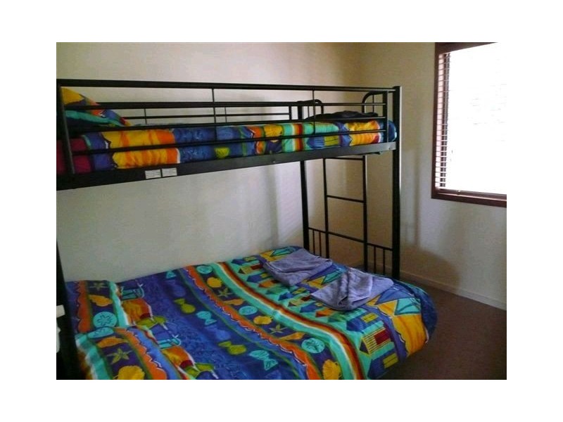 48 Coondooroopa Drive, Macleay Island QLD 4184