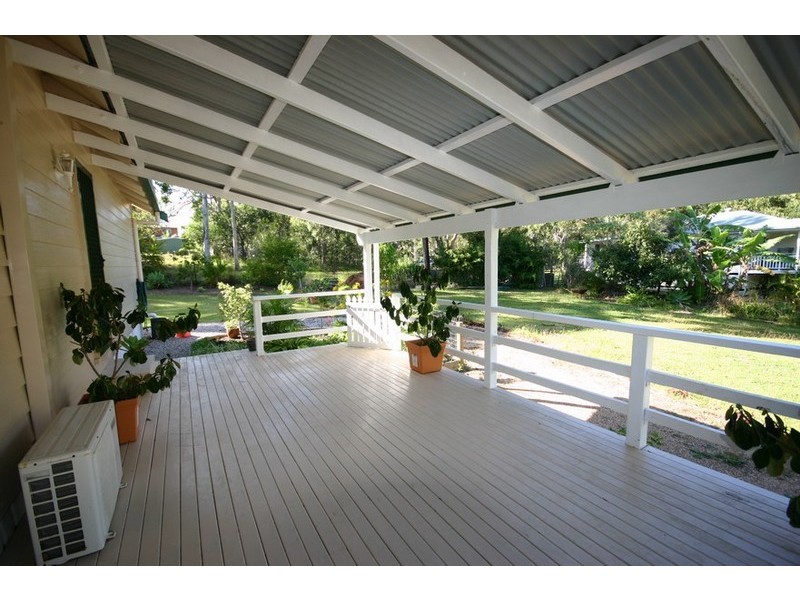 22 Devaney Street,, Macleay Island QLD 4184