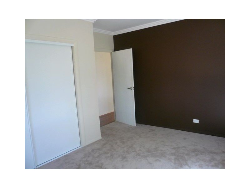 113 High Road Central, Macleay Island QLD 4184