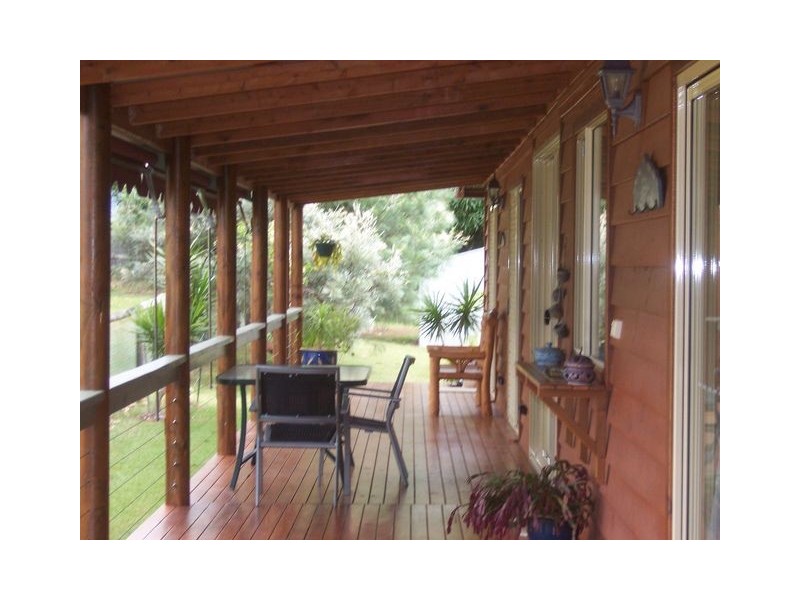 7 Wren Court, Macleay Island QLD 4184