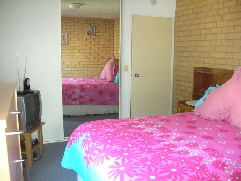 2/101 Gainsborough Street, Moorooka QLD 4105