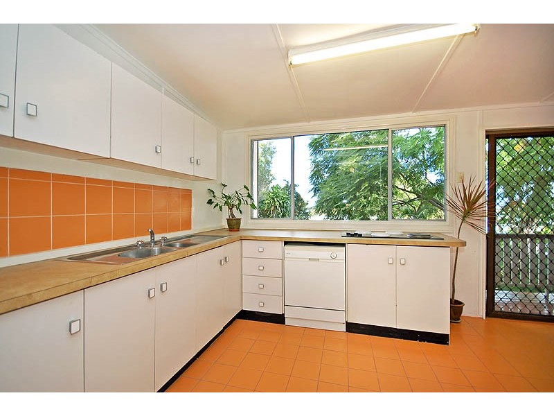 11 Kenway Street, Moorooka QLD 4105