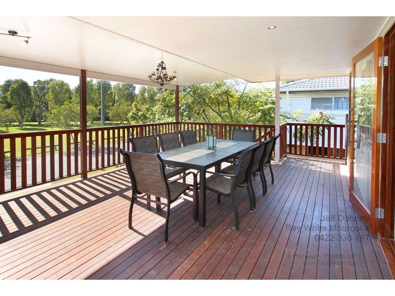 11 Toorak Road, Salisbury QLD 4107