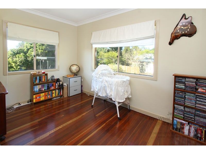 11 Toorak Road, Salisbury QLD 4107