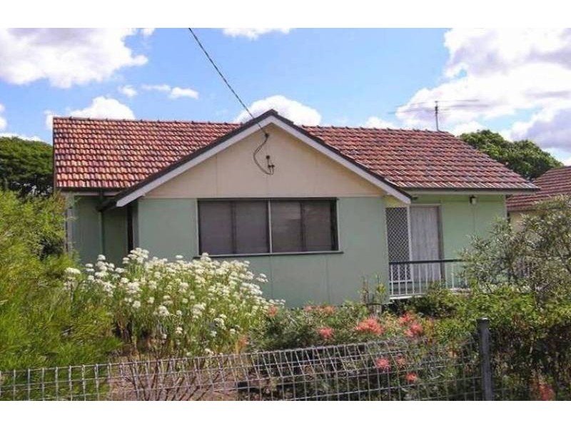4 Nettleton Crescent, Moorooka QLD 4105