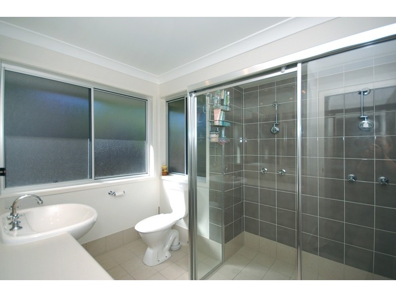 130 Gaynesford Street, Holland Park West QLD 4121