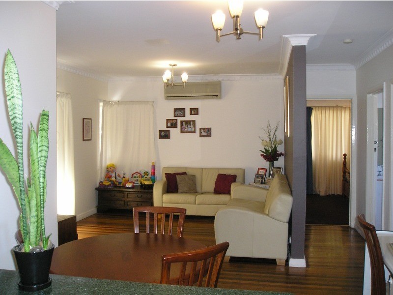 27 A Errington Street, Moorooka QLD 4105