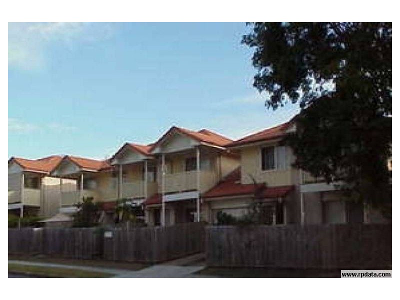 2 Blackburn Street, Moorooka QLD 4105