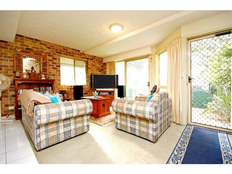 2/32 Ashby Street, Fairfield QLD 4103