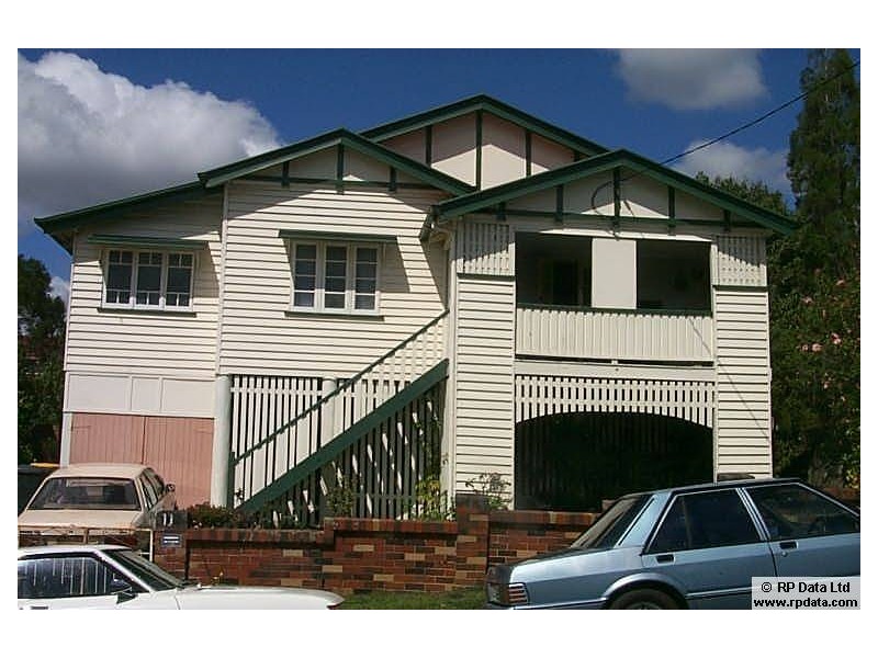 11 Herbert Street, Annerley QLD 4103