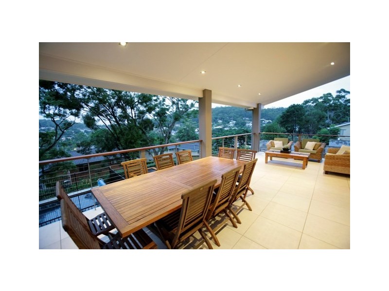 90 Bracken Street, Moorooka QLD 4105