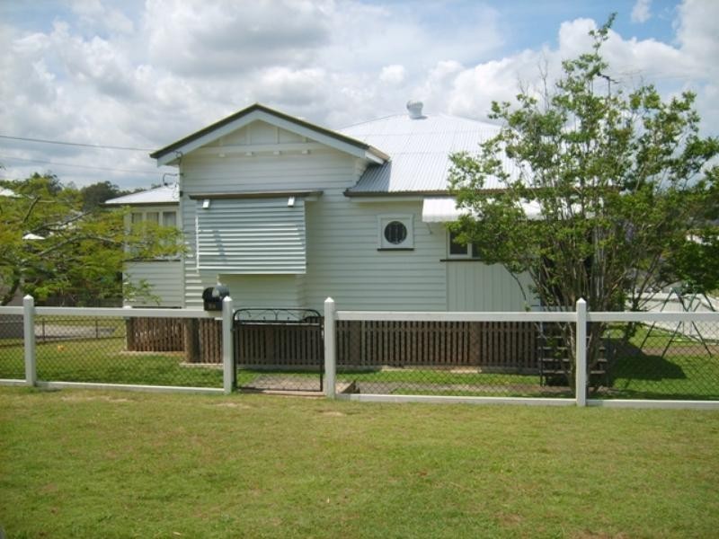 28 Nathan Terrace, Yeerongpilly QLD 4105