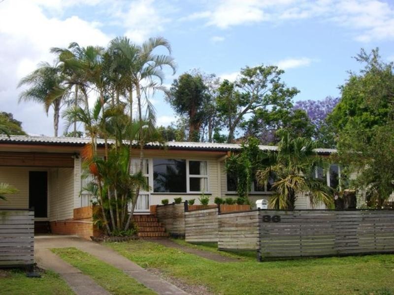 36 Livingstone Street, Yeerongpilly QLD 4105