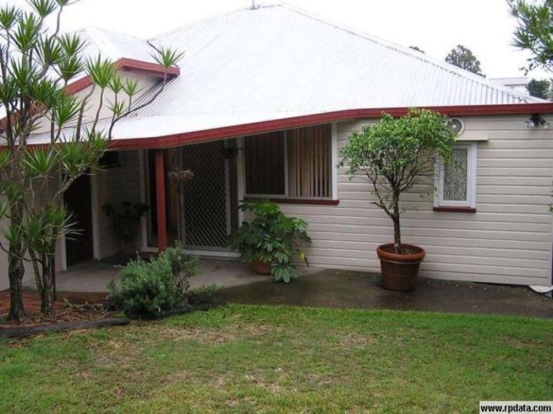 17 Palmerston Street, Annerley QLD 4103