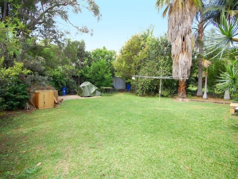 34 Newcastle Street, Fairfield QLD 4103