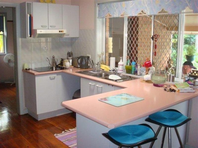 8 Brown Street, Camp Hill QLD 4152