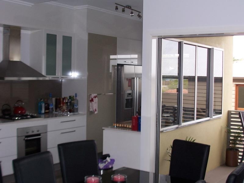 3/5 Redarc Street, Fairfield QLD 4103