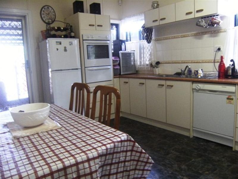 15 Hanify Street, Acacia Ridge QLD 4110