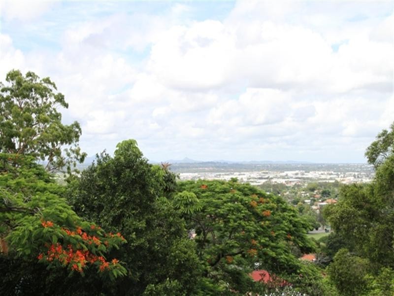 15 Vasey Street, Moorooka QLD 4105