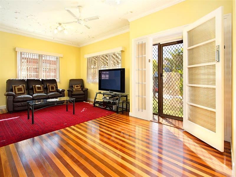 19 Mayfield Road, Moorooka QLD 4105