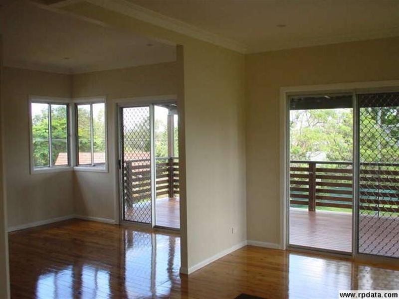 23 A Nettleton Crescent, Moorooka QLD 4105