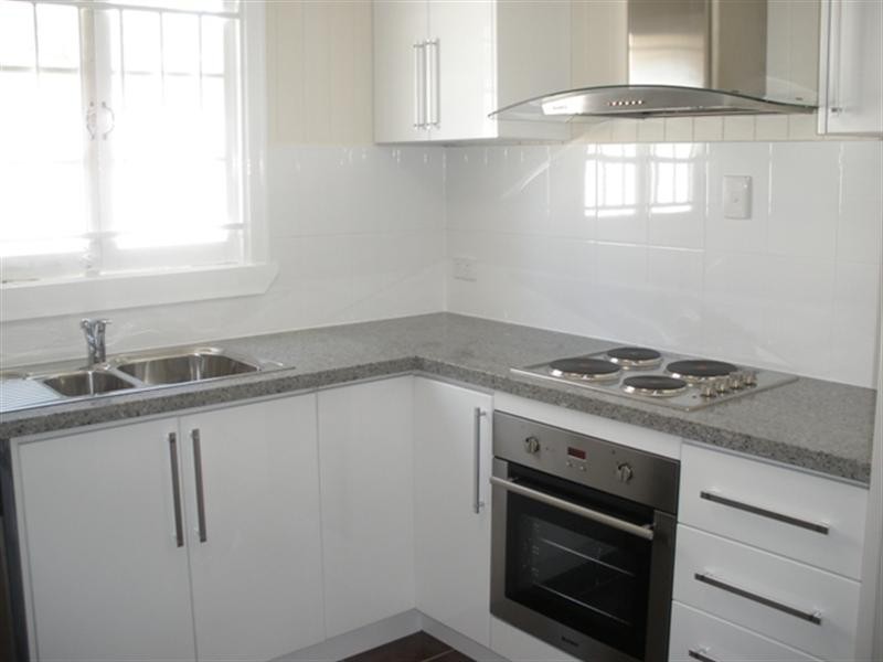 65 Fegen Drive, Moorooka QLD 4105