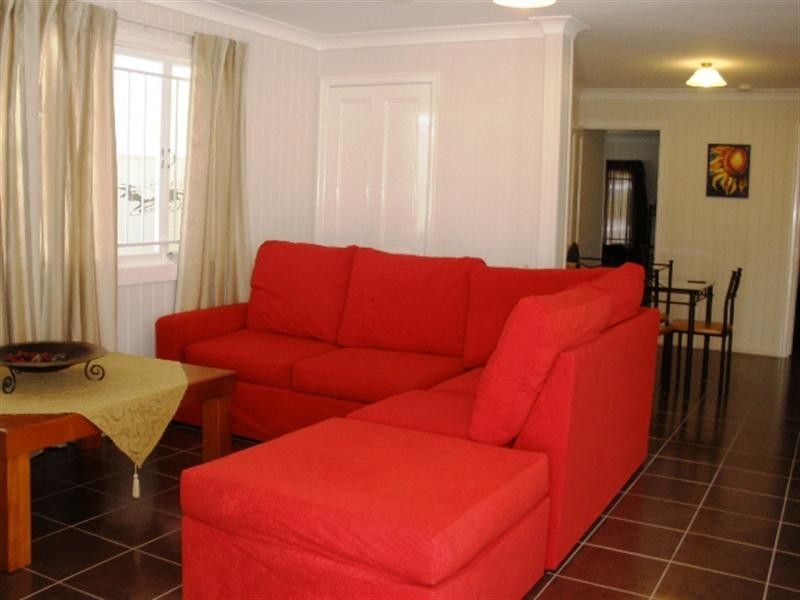 65 Fegen Drive, Moorooka QLD 4105