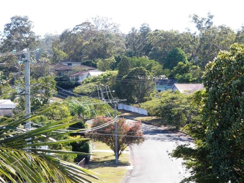 65 Fegen Drive, Moorooka QLD 4105