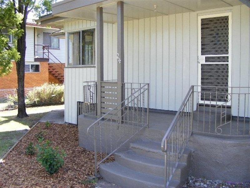 24 Bale Street, Rocklea QLD 4106