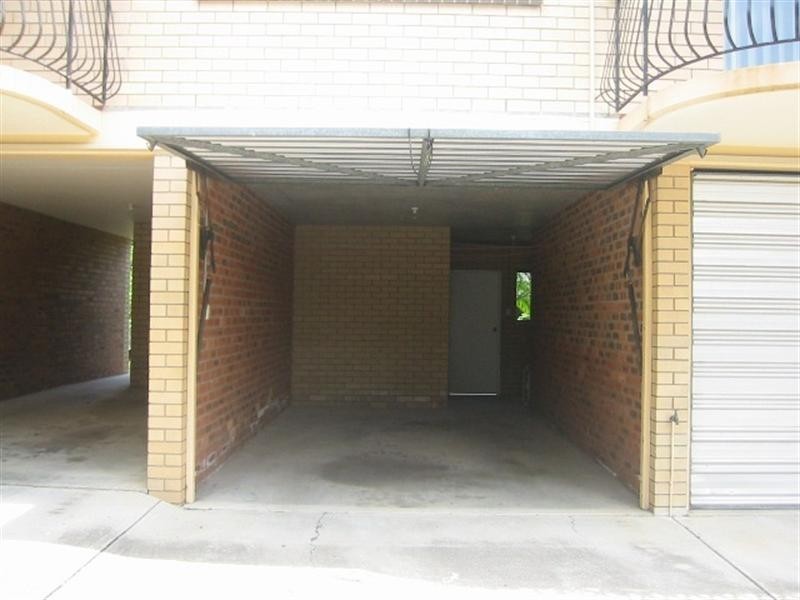 2/12 Holmes Street, Moorooka QLD 4105