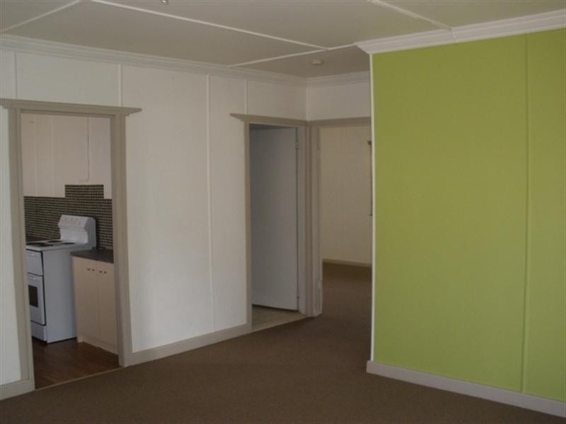 92 Marshall Road, Rocklea QLD 4106