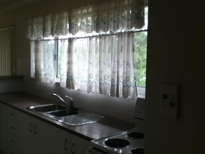 16 Hermes Street, Moorooka QLD 4105