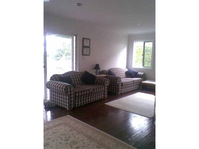 13 Archibald Street, Fairfield QLD 4103