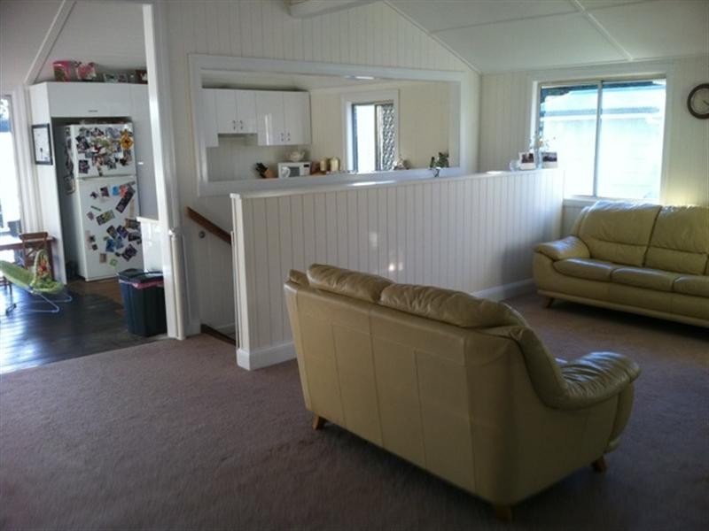 13 Archibald Street, Fairfield QLD 4103