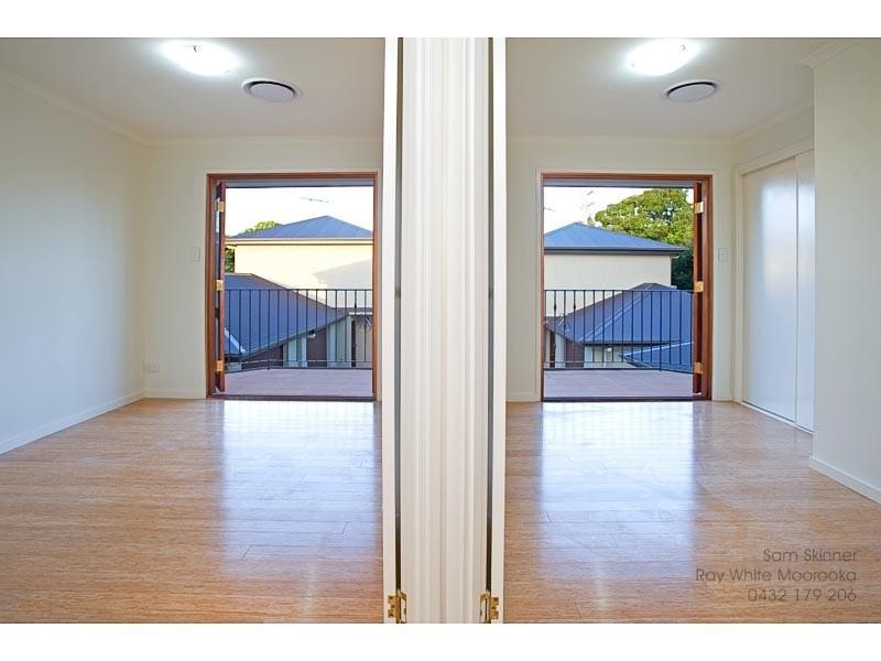 4/11 WALLACE Street, Moorooka QLD 4105