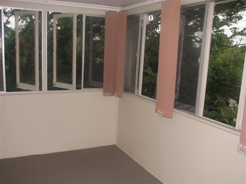 63 Longeuval Street, Annerley QLD 4103