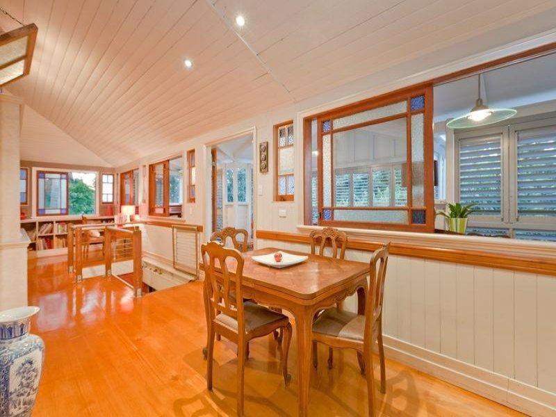 4 Delville Avenue, Moorooka QLD 4105