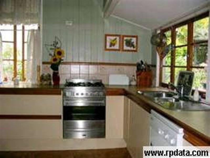 52 Heaslop Terrace, Annerley QLD 4103