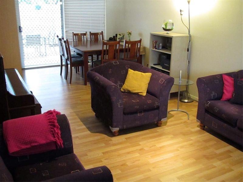 4/117 Ekibin Road, Annerley QLD 4103