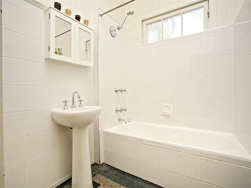 8 Fincastle Street, Moorooka QLD 4105