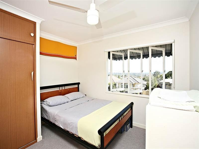 8 Fincastle Street, Moorooka QLD 4105