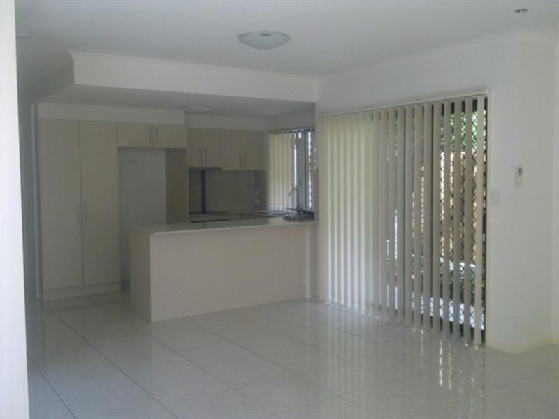 2/34 Wallace Street, Moorooka QLD 4105