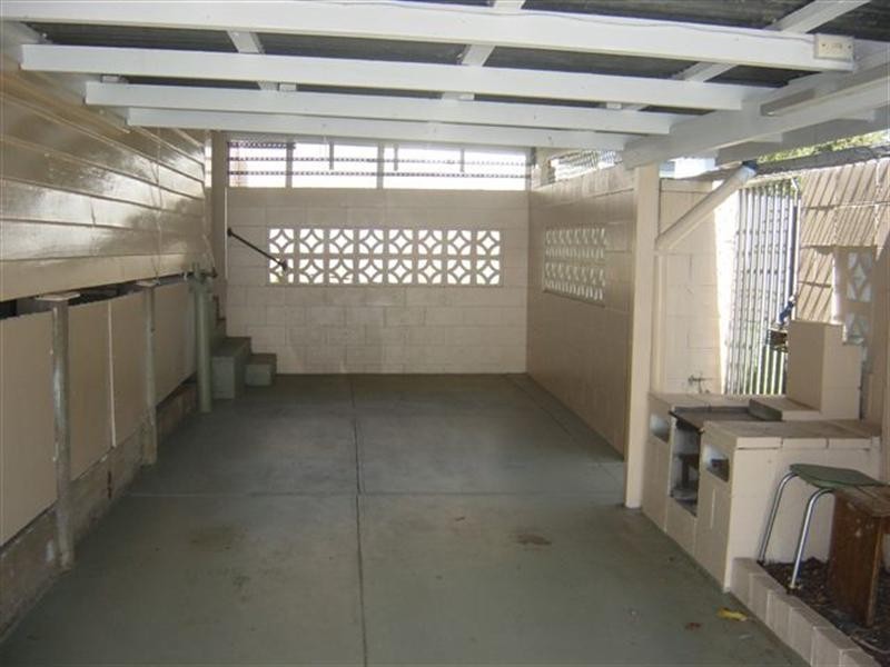 15 Glendale Grove, Moorooka QLD 4105