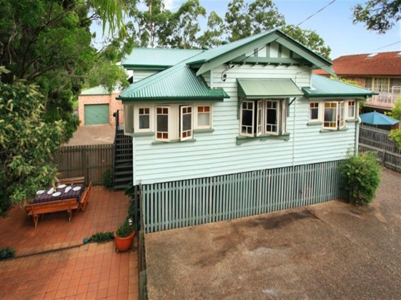 152 Fairfield Road,, Fairfield QLD 4103